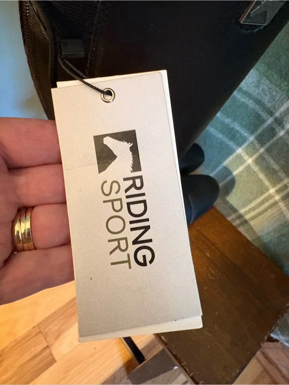 Riding Sport sleek black